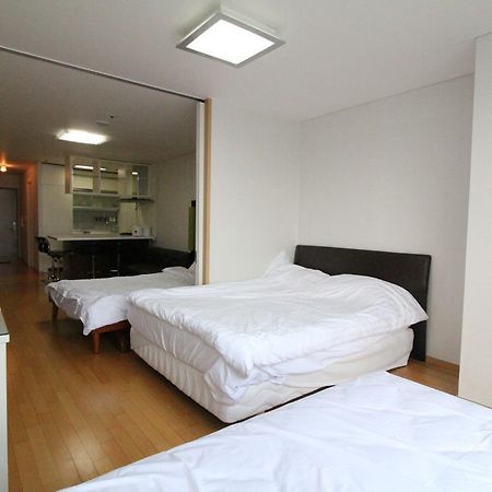 Gangnam Galaxy Lux Apt Gwacheon Eksteriør billede