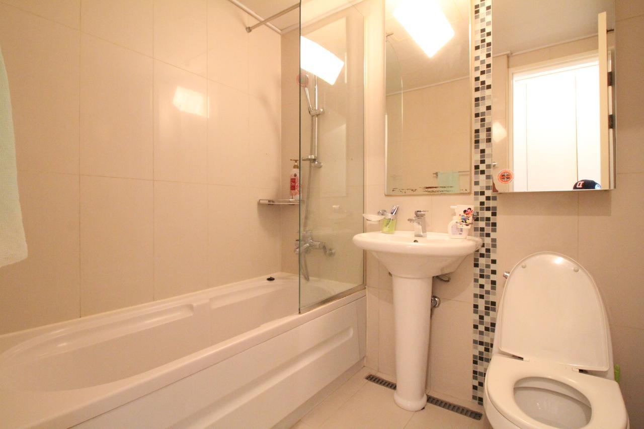 Gangnam Galaxy Lux Apt Gwacheon Eksteriør billede